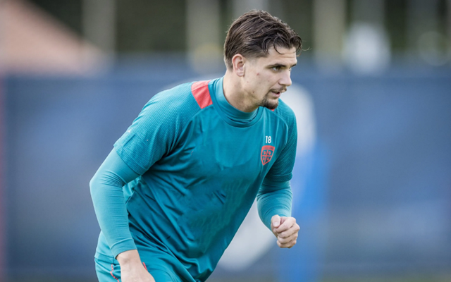 卡利亚里主场失利,稳居降级区,振奋人心 卡利亚里主场失利,稳居降级区,振奋人心