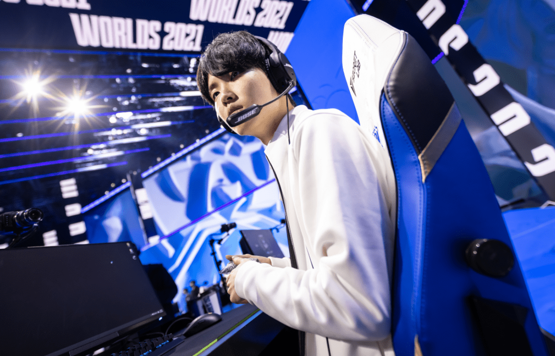 DRX横扫TSM,Chovy操刀奇招英雄翻盘鏖战多局2025世界赛,留下经典瞬间的简单介绍 DRX横扫TSM,Chovy操刀奇招英雄翻盘鏖战多局2025世界赛,留下经典瞬间的简单介绍