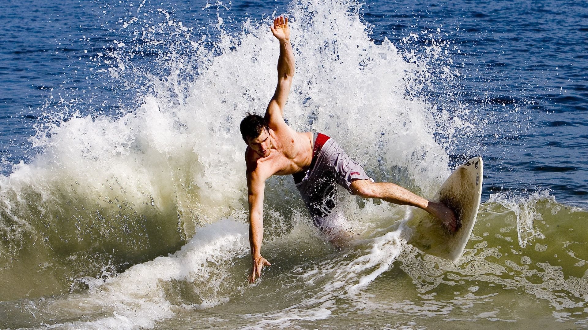 阿拉巴天神下凡！沙特生死局绝杀智利，奥运门票争夺战现超级英雄